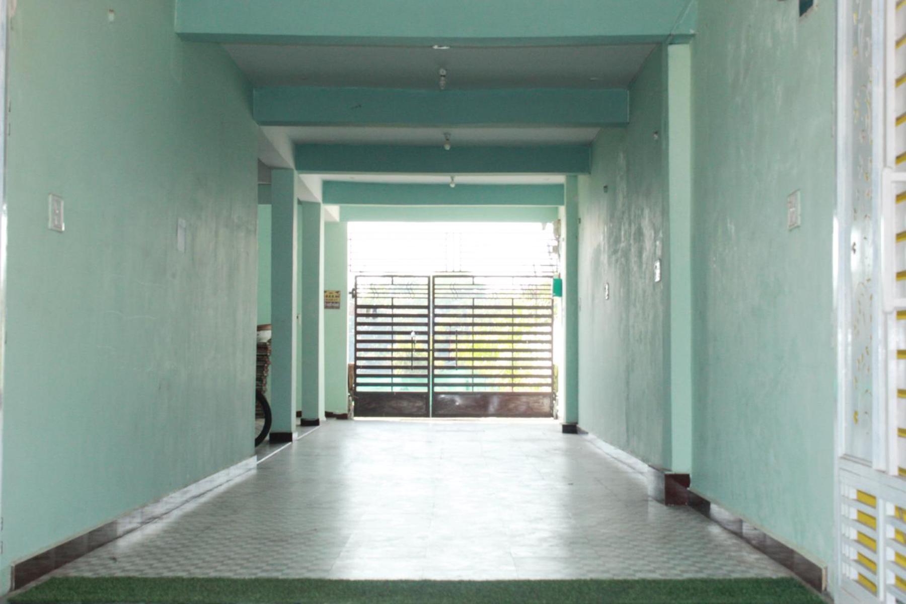Utsav Lodge And Mangal Bhavan Pipariā Buitenkant foto