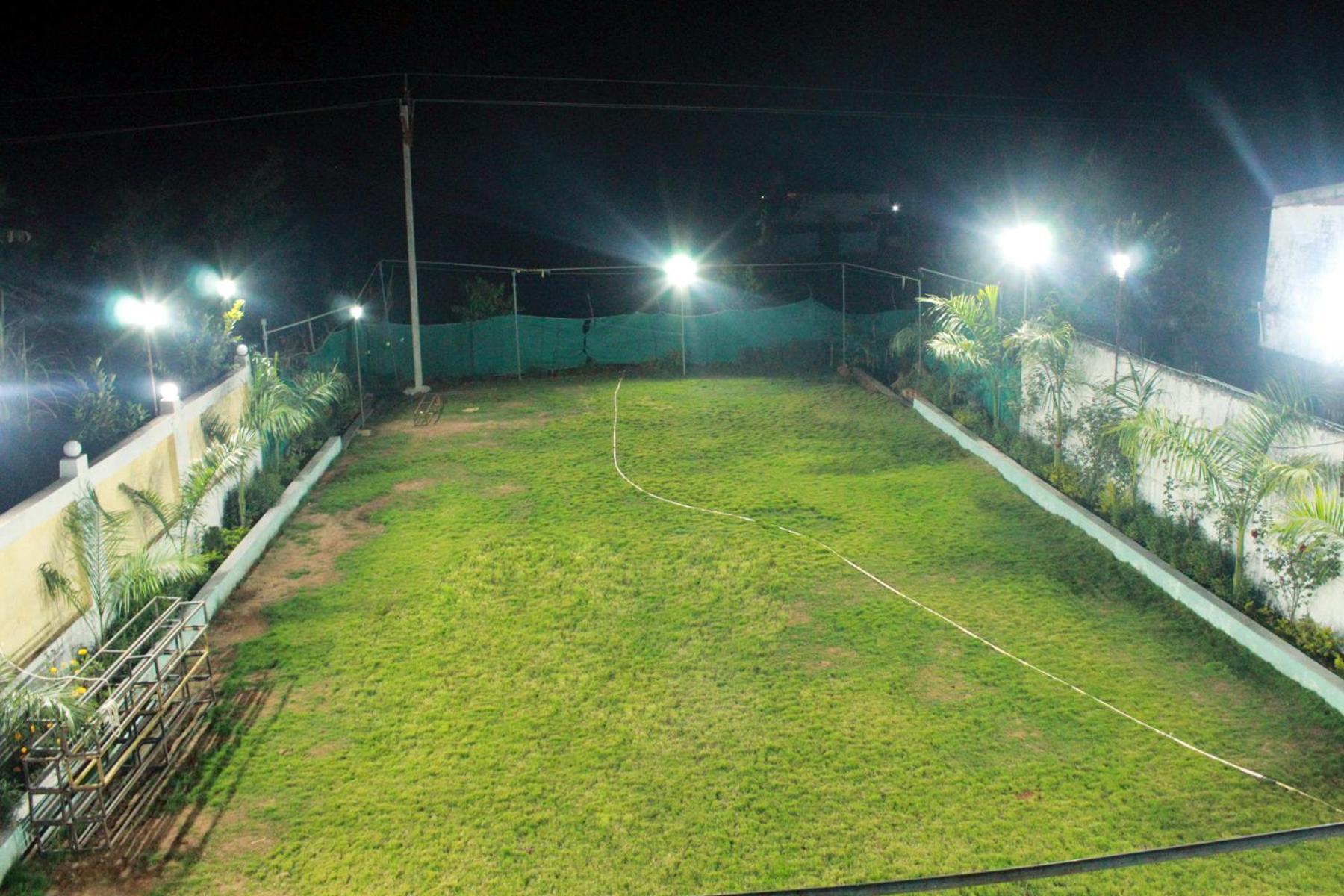 Utsav Lodge And Mangal Bhavan Pipariā Buitenkant foto