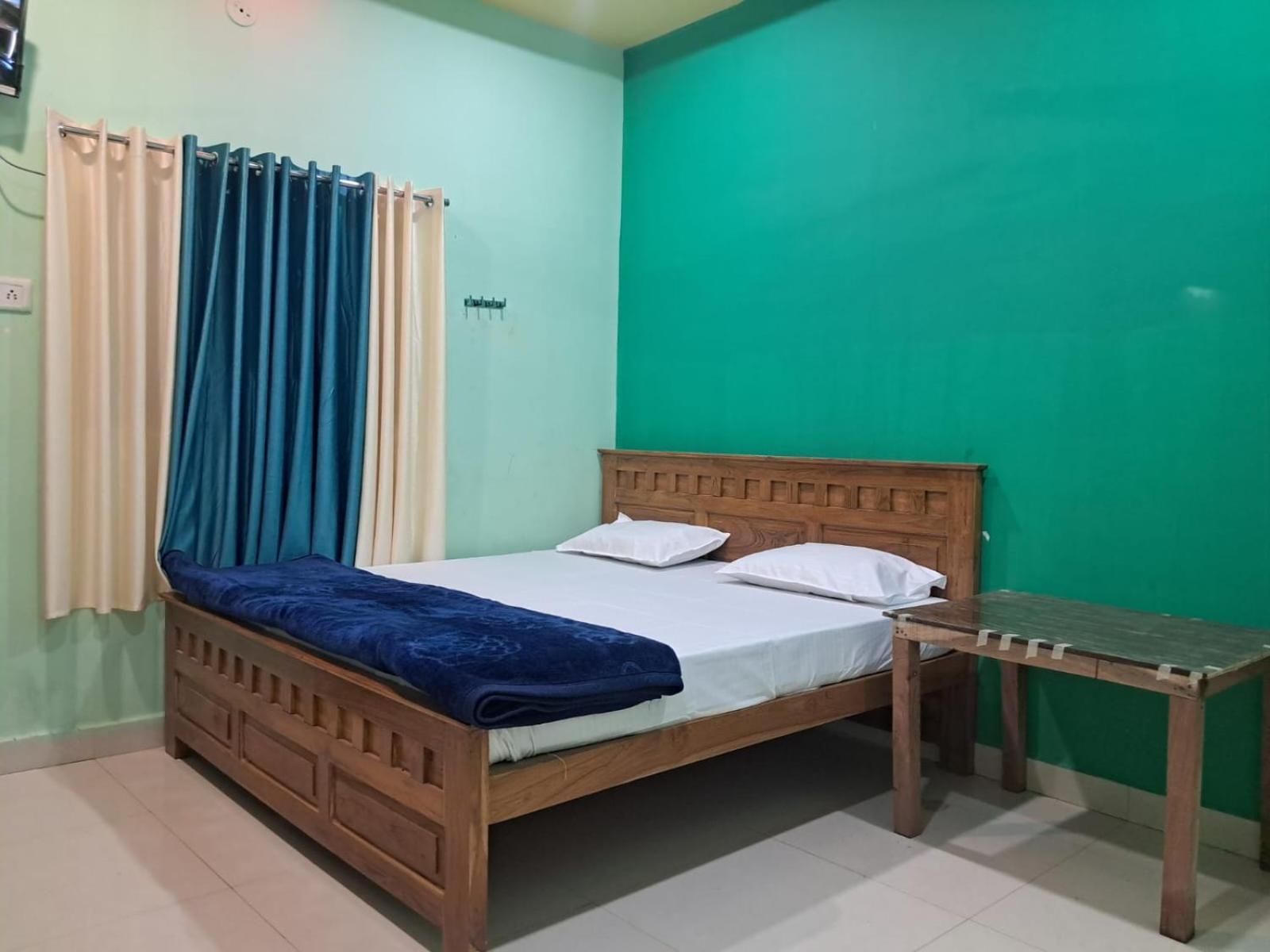 Utsav Lodge And Mangal Bhavan Pipariā Buitenkant foto